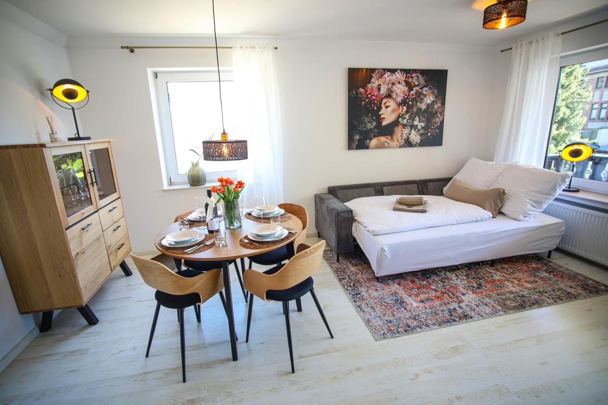 Zentral - Gemuetlich - Kueche - Balkon - Garage Apartment